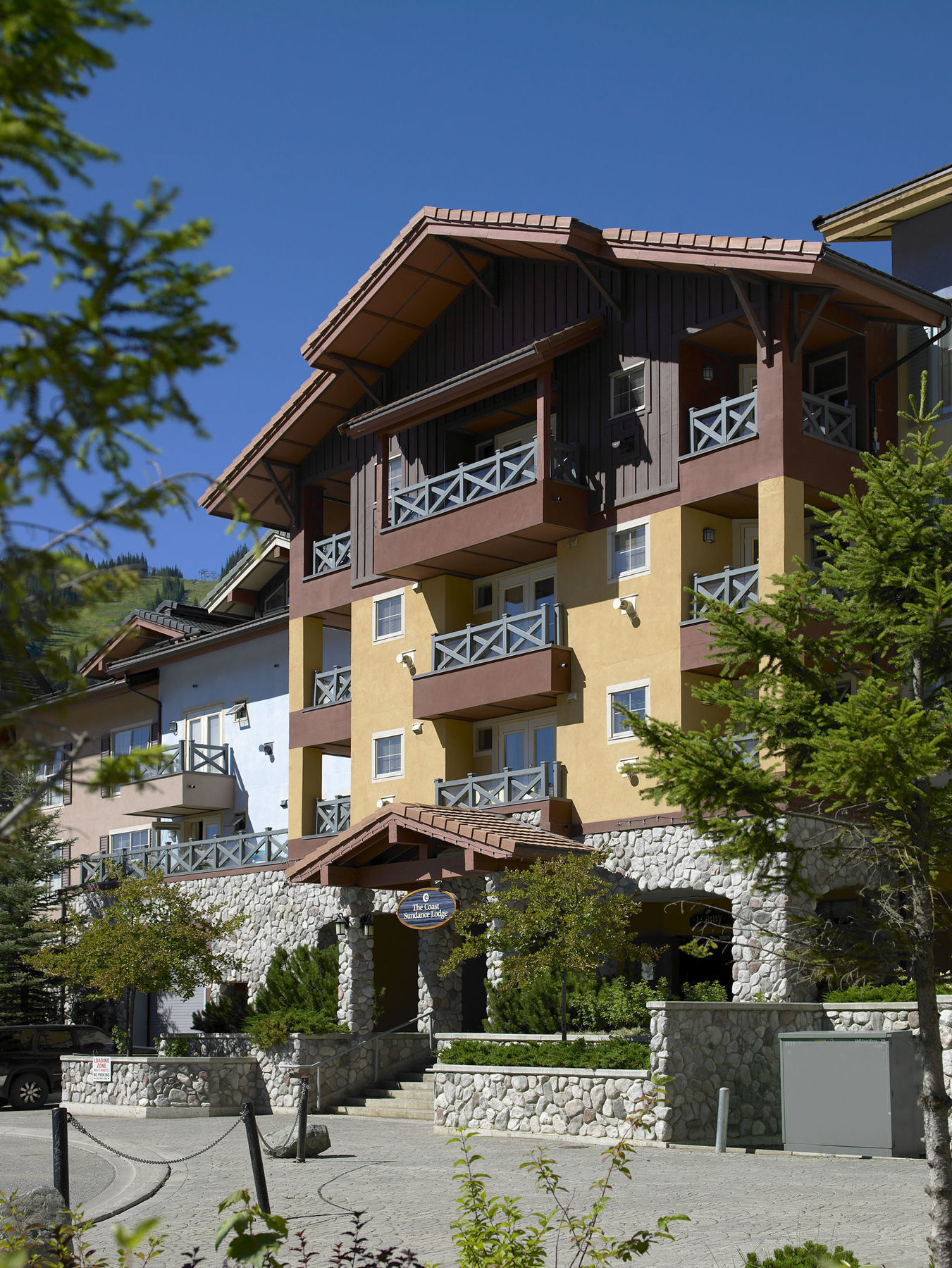 Sundance Lodge Sun Peaks Exterior photo