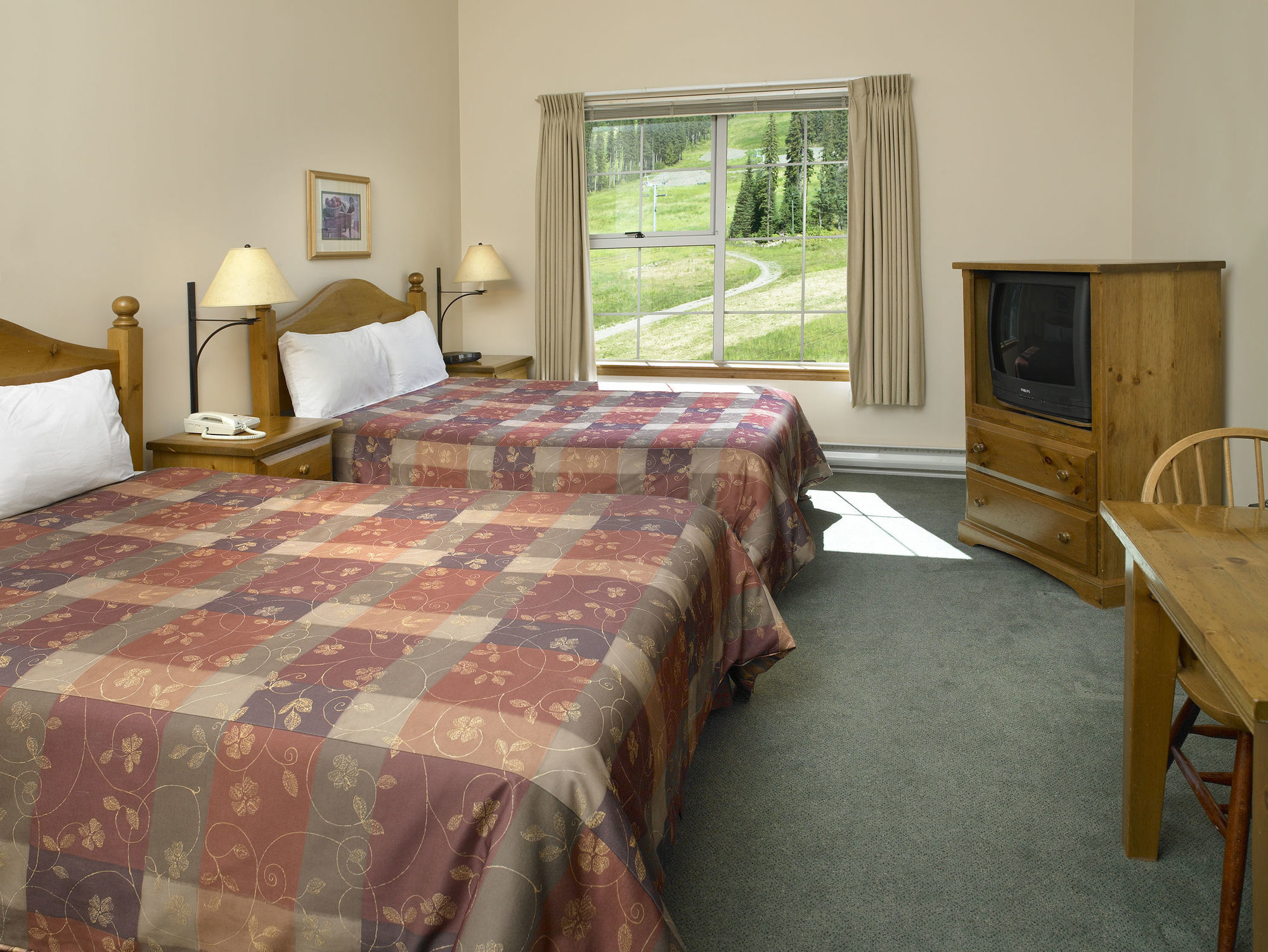 Sundance Lodge Sun Peaks Room photo